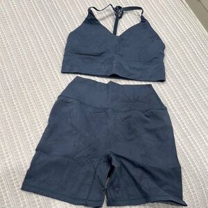 Alphalete Alphalux Wonder Dark blue shorts and bra set